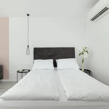 Sea&Lake Luxurious Apartments With Parking By Noclegi Renters Mielno  Exterior photo