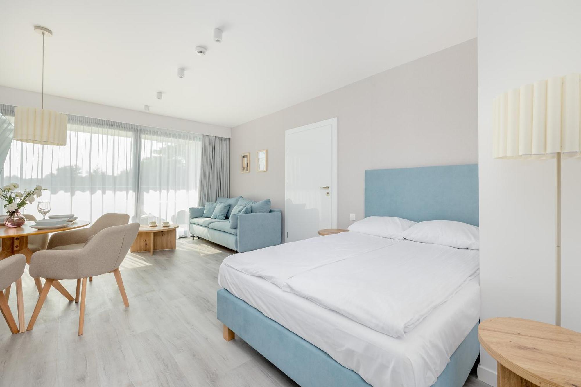 Apartment Sea&lake Luxurious With Parking By Renters