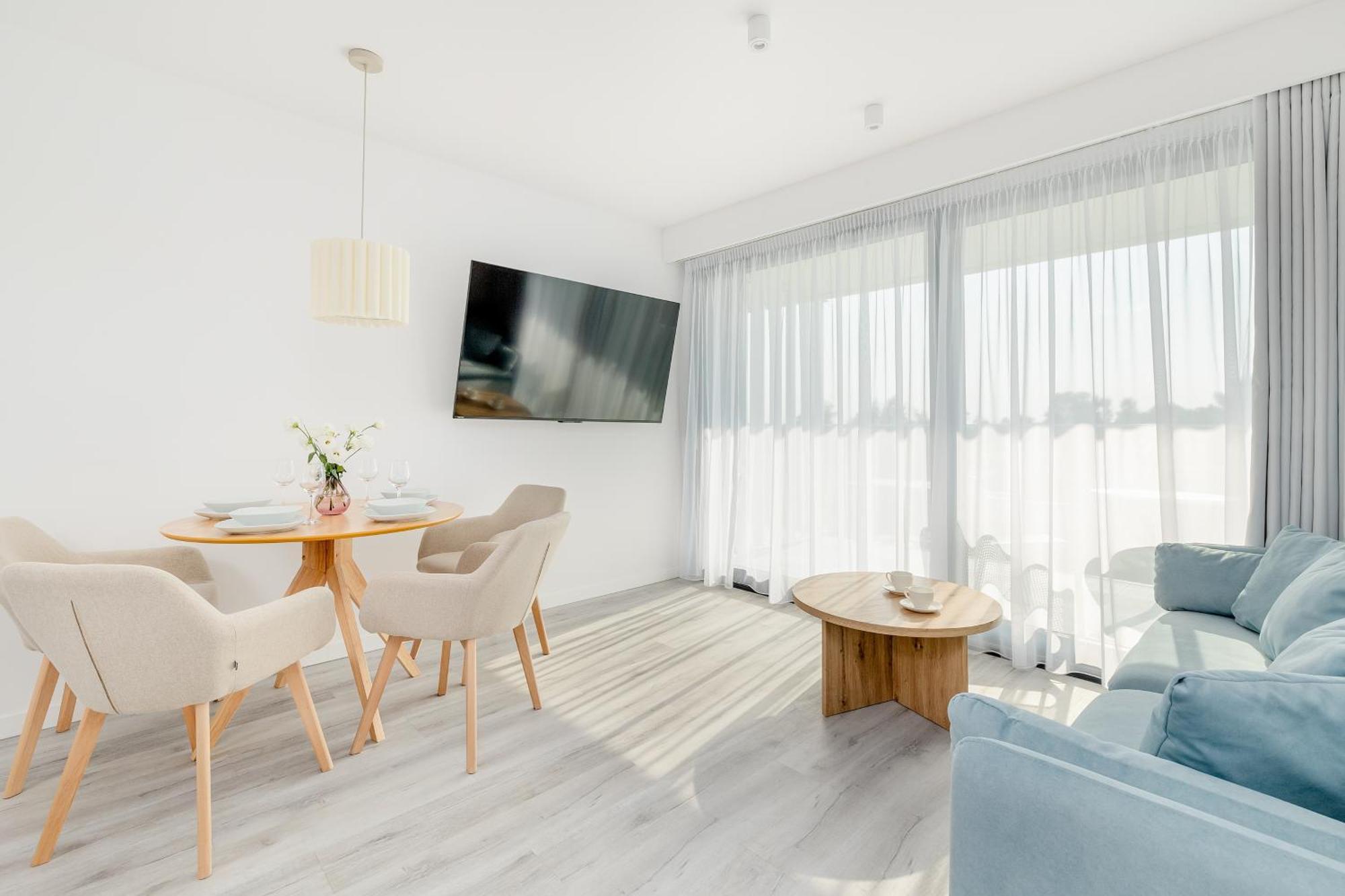Sea&lake Luxurious With Parking By Renters Apartment Mielno (Koszalin)